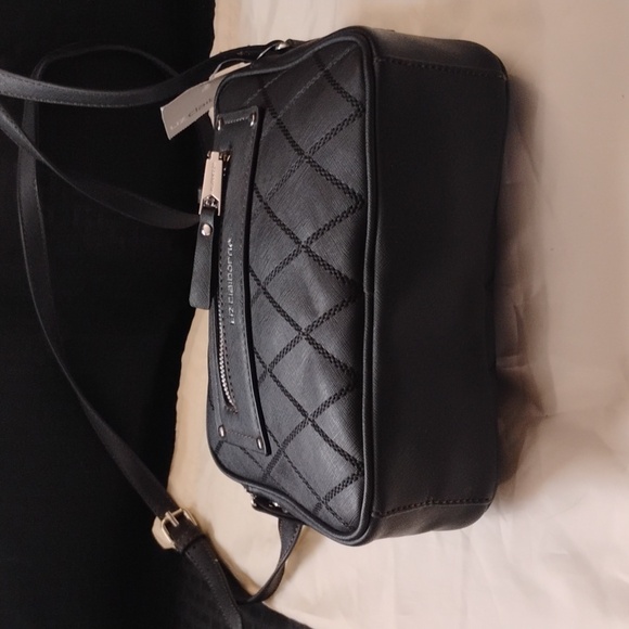 Liz Claiborne Eva Black Faux Leather Crossbody Bag/ NWT - Picture 4 of 7